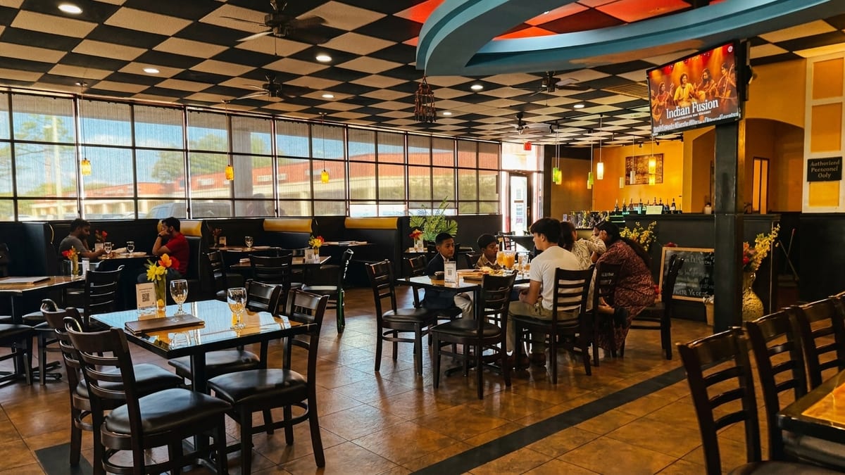 4.7 stars — and regulars who ask for Maria